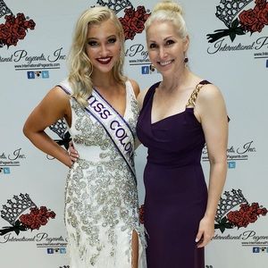 Meet your Posher, Savannah